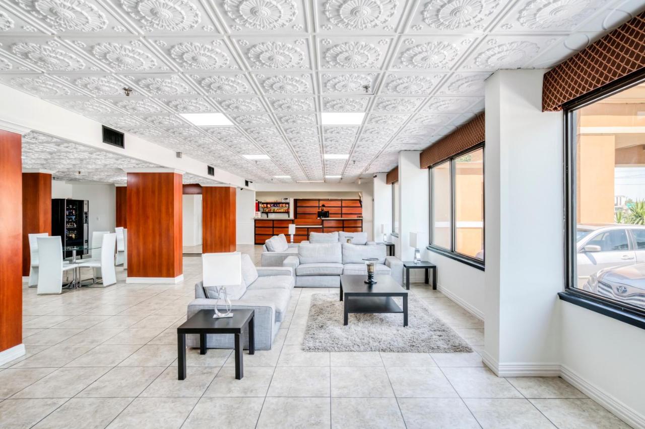 Oyo Townhouse Houston George Bush Intercontinental Exterior foto